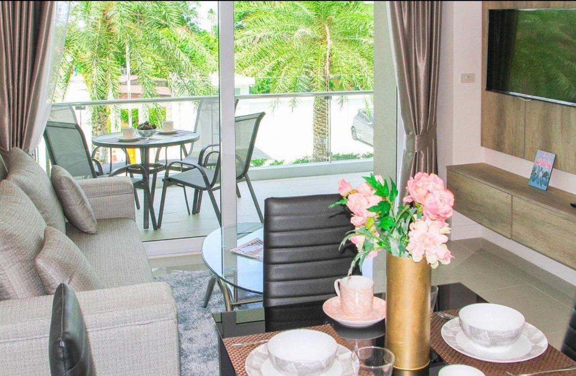 Rawai Beach Condo Екстер'єр фото