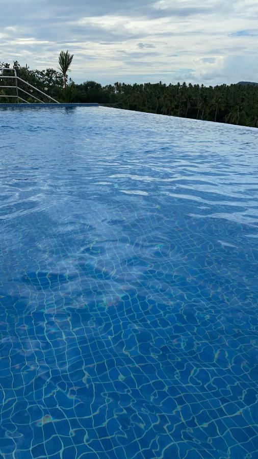 Rawai Beach Condo Екстер'єр фото